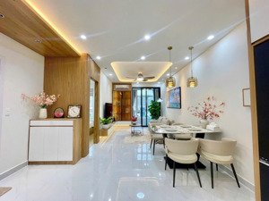 bán căn hộ sky garden i, pmh, 71m2, 2pn, full nội thất, giá 5.490 tỷ: lh nhựt 