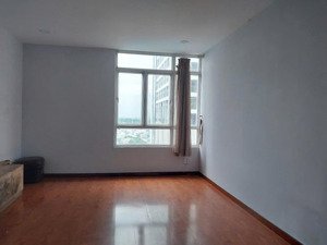 cho thuê căn hộ giai việt đường tạ quang bửu p5, q8.