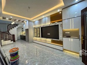 bán nhà lò đúc, hai bà trưng, 6 tầng, 8 phòng ngủ, full nội thất, 36m²