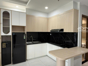 bán cc tại opal skyline, 1,4 tỷ sẵn sổ 40m2, studio full nt 1pn + 1wc, có ban công