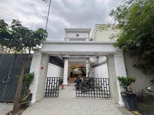 em quân! cho thuê nhà nguyên căn tại thảo điền quận 2 diện tích 5,3x19m giá 35tr/tháng!