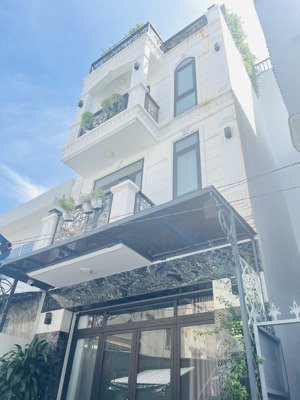 bán nhà 4 tầng lê thúc hoạch, tân phú, 5.5x15m, oto ngủ trong nhà, gần uỷ ban, nhỉnh 9tỷ.