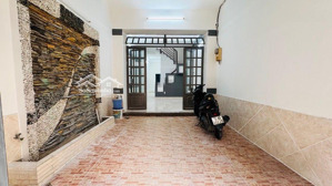 bán nhà đẹp dương bá trạc p1 q8 - hẻm xe hơi - 60m2 ( 4m x 15m ) - 3 tầng 3pn 3wc - nhỉnh 7 tỷ