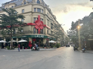 bán biệt thự tại nguyễn xiển, 31,5 tỷ, 93 m2, chính chủ, hot!