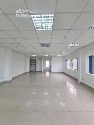 cho thuê nhà căn góc 2 mặt tiền đường trường sơn 6.5 x 37m, hầm trệt lửng 4 lầu thang máy giá 130tr