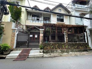 cho thuê biệt thự - 2a cù chính lan (góc nguyễn chánh sắc) - quận tân bình