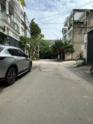 3 lô đất cực rộng và đẹp - đường 33 linh đông - thủ đức .xây chdv , kinh doanh cafe rất đẹp