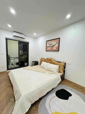 bán nhà đẹp kim ngưu, bạch mai 40m2, giá chỉ 4 tỷ - 6 tầng - 8 ngủ