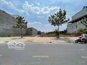 cần tiền bán tđc lộc an 125m2 2ty350 ngay trục chính n23 sổ sẵn !!!!