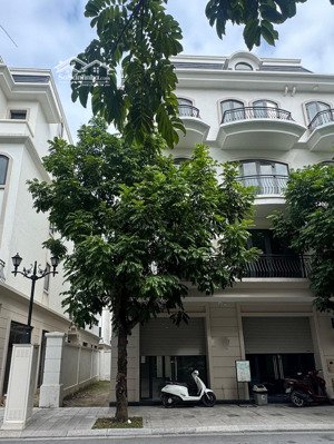 tìm đâu ra căn xẻ khe sao biển 72m2 rẻ nhất vin 2. có sổ, gần vincom, gần 9 toà chung cư masteri