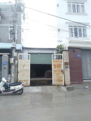 bán nhà mặt phố đường thạnh lộc 2, giá 6,5 tỷ, dt 82m2, giá tốt q12, hcm