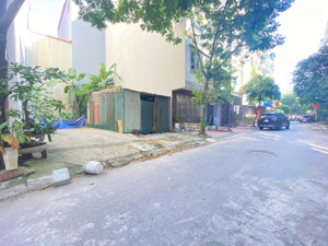 chỉ duy nhất mảnh đất phân lô dương nội, hà đông, 50m2 mt 4m, vỉa hè 3m, chỉ hơn 10 tỷ