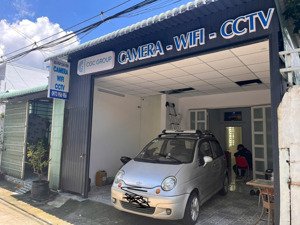 cho thuê nhà nguyên căn xe hơi vào nhà cho gia đình ở kết hợp làm văn phòng