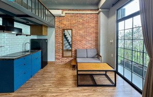 mới 100% - căn hộ 55m2 nằm ngay trạm metro - thang máy + full nội thất. liên hệ an 