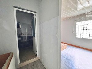 cho thuê tòa nhà lớn nguyễn thượng hiền quận 10