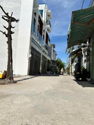 Bán nhà 1 sẹc đường 48, hiệp bình chánh, thủ đức nhà đẹp 2 tầng giá 6,8 tỷ Lh 0938677909 xem nhà