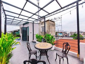 chính chủ tôi cần bán gấp nhà 6 tầng thang máy dt52m2 với 6ph ngủ đầy đủ công năng full nội thất.