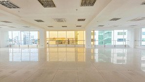 cho thuê vp siêu đẹp tiếp giáp cộng hòa, q.tân bình, dt 100300m² giá chỉ 29 triệu/tháng