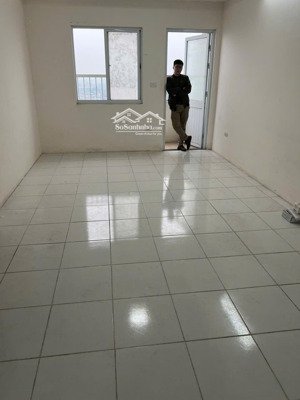 chính chủ cần cho thuê ch hồ gươm plaza, 13,5 triệu, 95m2, 3pn, 2wc giá siêu hời, lh: 