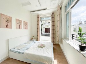 căn hộ 1 phòng ngủ 45m tách bếp thang máy cộng hòa ngay nhà ga t3 tân sơn nhất.