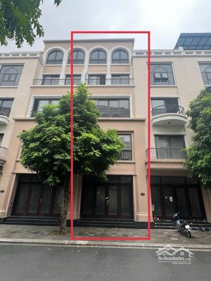 chính chủ cần ra gấp cọ xanh 62,5 m2 vin 2 gần công viên,trường học sẵn sổ giao dịch luôn .