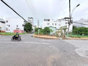 bán lô góc 2 mặt tiền chính hữu - đông kinh nghĩa thục, gần biển mỹ khê đà nẵng, dt 8m6 x 15m5