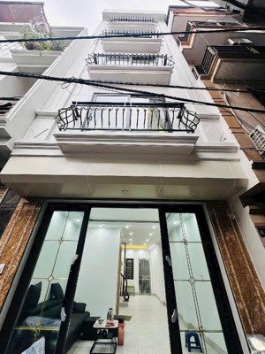 bán nhà gần bigc hà đông-44m - 14t- ô tô vào nhà-thang máy-nhà mới-khu vực trung tâm hiếm nhà bán