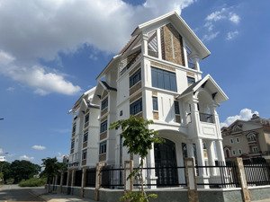 vip! bán biệt thự góc 2 mặt tiền ngay phan bá vành, tml, q2, dt: 17x21m - hầm + 5 tầng, giá 75 tỷ