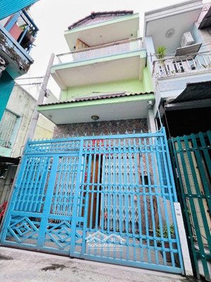 giá siêu hời 4,2 tỷ, kế kdc himlam, 03 tầng, 4,1x11m