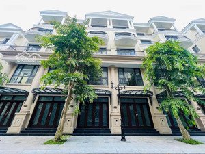 chính chủ ngộp bank cần bán căn liền kề 63 m2 sổ lâu dài. đảo dừa phân khu vip. số lượng hữu hạn