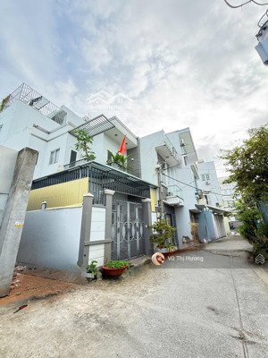 nhà quận 7 - 2 tầng 5m * 10m - xe hơi tới nhà #5 tỷ tl mạnh