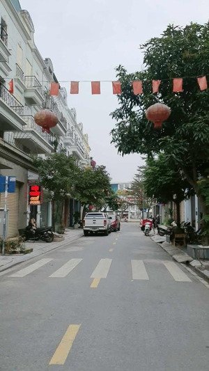 shophouse hải phát view khu 31ha trâu quỳ, gần chung cư bluestar