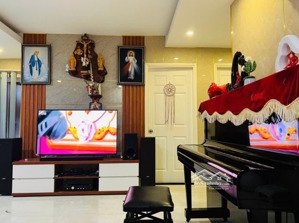 ngộp bank bán cc ruby garden (tân bình)