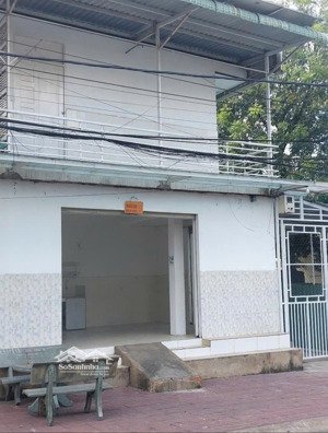 cho thuê nhà 1 trệt 1 lầu hai mặt đường 10m hành lang rộng 3 mét xe con