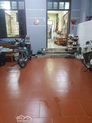 cho thuê nhà 3 tầng 100m² sân 35m² đại mỗ, giá chỉ 12tr/tháng