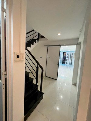 bán nhà nguyễn đình chiểu phường 5 quận 3 (5.5m x 12m) công nhận đủ 66m2 giá 14.8 tỷ.