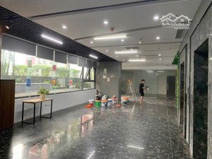 bán sàn tmdv 500m2 và 2400m2 bể bơi sở hữu lâu dài tại usilk city - tố hữu sẵn dòng tiền 2 tỷ/năm