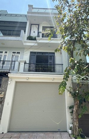 tung ngay siêu phẩm mới toanh nằm trên cửu long,p15,quận 10.giá sốc: 7tỷ140/80m2. sổ hồng riêng