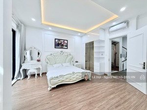 siêu phẩm phố chùa bộc - đống đa, ngõ thông, gần phố 58m2 * 7 tầng thang máy. cực hiếm !