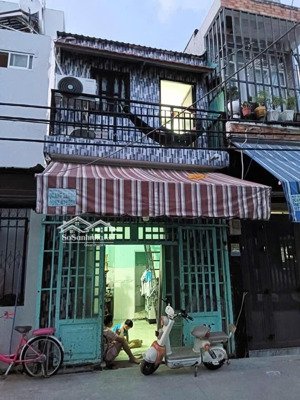 bán nhà mặt tiền hẻm xe hơi - nở hậu - cách đường htp chỉ 30m - quận 7