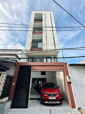 11 tỷ - siêu phẩm đã hoàn thiện - 5 tầng có thang máy - 7 phòng chdv chất lượng cao btt q2