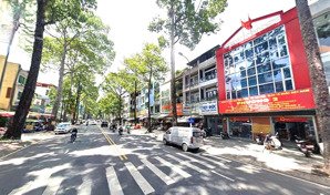 gấp bán nhà ngô gia tự, 34m2, 3 căn ra mặt tiền, hẻm văn hoá 3m thông, không quy hoạch, chỉ 5.499tỷ