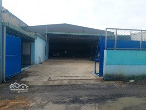 chính chủ cho thuê kho 630m², đường xe container vào tận nơichân cầu rạch tra giá 30 triệu