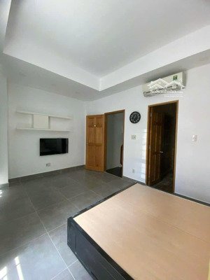 cho thuê nhà mới sát mặt tiền - phan đăng lưu - 5x10m - 3 lầu