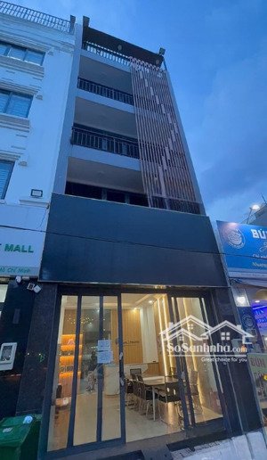 mặt tiền sư vạn hạnh nhà 3 lầu có guuuu, trống suốt kế bên vạn hạnh mall