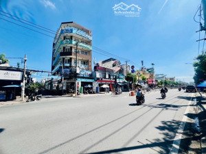 bán nr 4pn 3vs giá bao đẹp 6,35 tỷ, 40m2 ở lê văn quới, bình tân, hcm