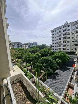 bán căn hộ hưng vượng 3. giá đầu tư chỉ 3.950 tỷ chốt nhanh.nhà cũ tiện decor- dt 60m2-2 phòng-1wc