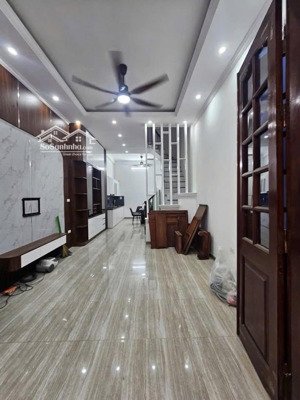 hồ tùng mậu- 48m2- nhà dân xây- 5 tầng- mặt tiền bề thế -4,6m- giá 9.1 tỷ có tl