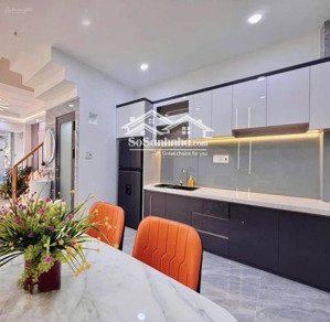 duy nhất 1 căn hxh đoàn thị điểm, phú nhuận, liền kề khu vip phan xích long, 66m2,2 tỷ 150tr shr