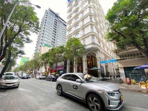 quá rẻ! mặt tiền trần quang khải, p. tân định q1(dt sử dụng 200m2)5 tầng,thang máy. chỉ 60 tr/tháng